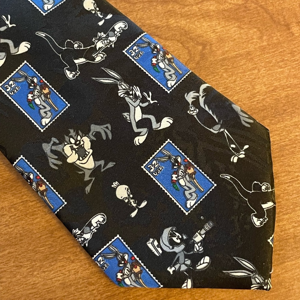 VTG 1997 Bugs Bunny Looney Tunes Stamp Collection Blue Black Tie USPS USA Made